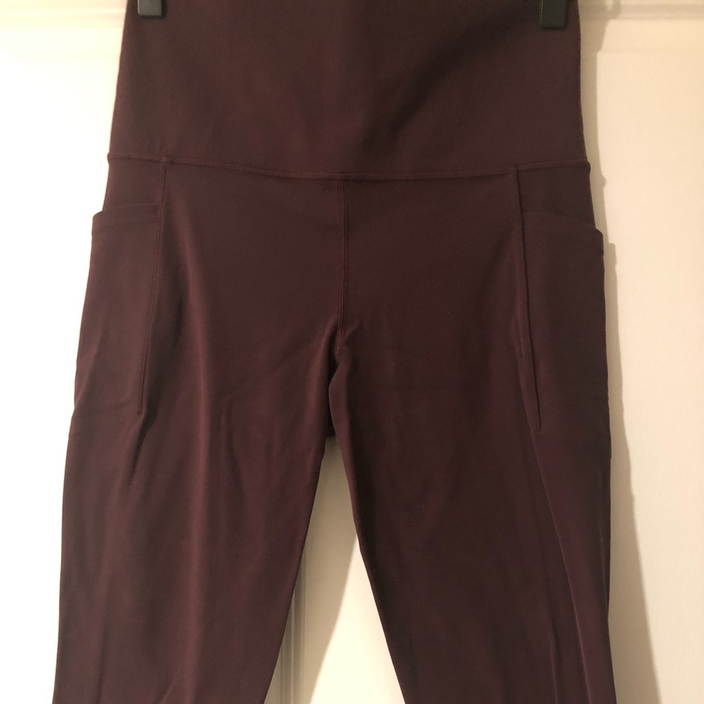 Athleta- Salutation 7/8 Tight